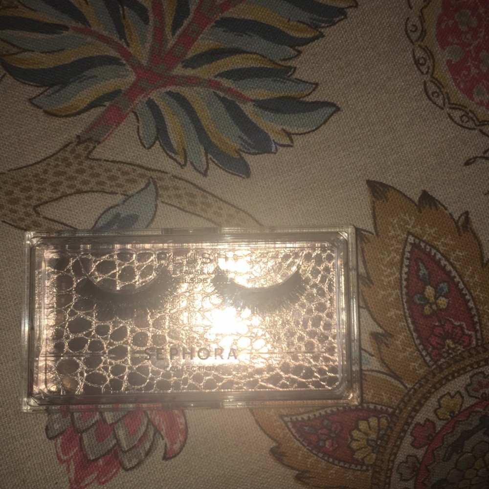 Brand new never used sephora lashes